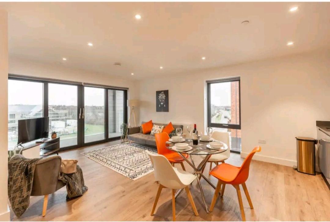 Spacious Balcony View Apt Near Nec Bhx Free Parking Sleeps 4 هوكلي هيث المظهر الخارجي الصورة